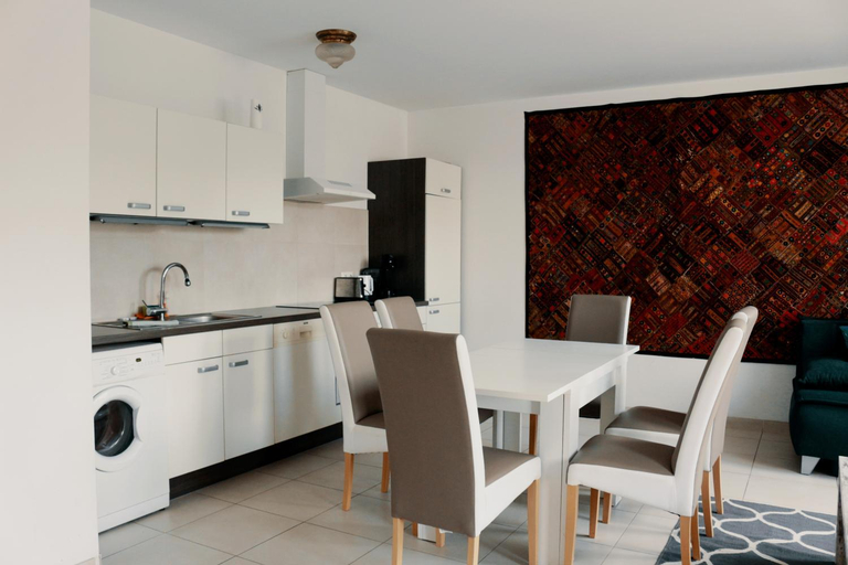 Others 5, Vienna Airport Residences, Wien Umgebung