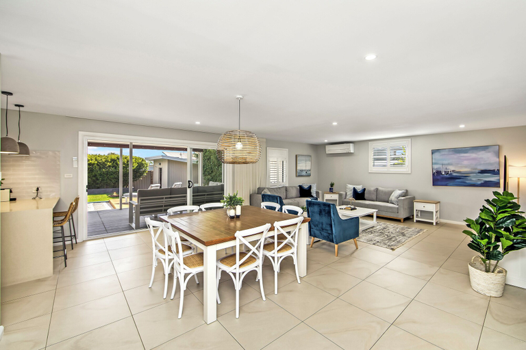 Food & Drinks, Shelly Beach Serenity, Wyong - South and West