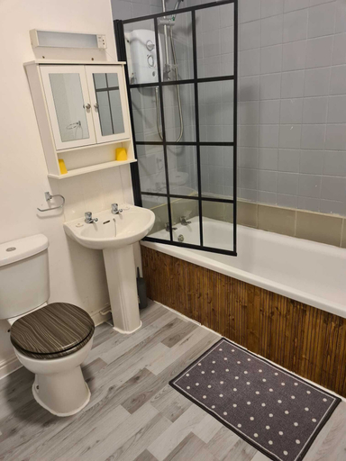 Bathroom 2, The Eagle and child, Lancashire