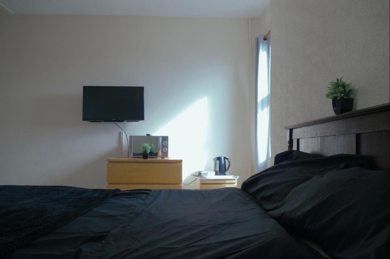 Bedroom 5, Cosy & Modern 1 Bed Studio, Warwickshire