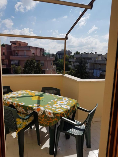 Others 2, Casa di Patty, Rome