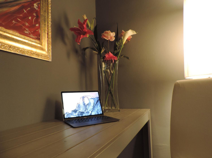 Others 5, Corridoni Suites, Pisa