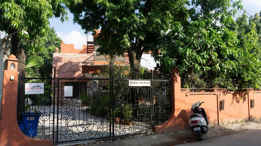 Exterior & Views 19