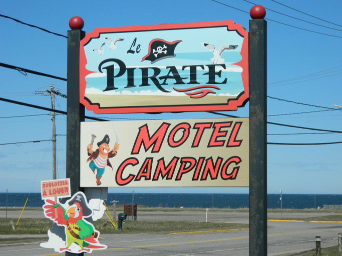 Others 4, Le Pirate Motel et Camping, La Haute-Gaspésie