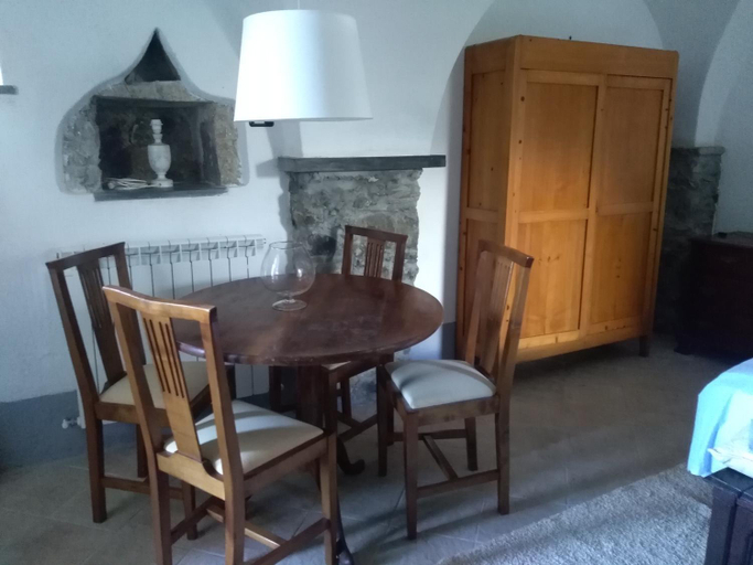 Dining Room 3