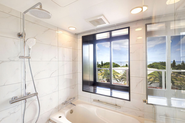 Bathroom 3, Hotel Shigira Mirage Beach Front, Miyakojima