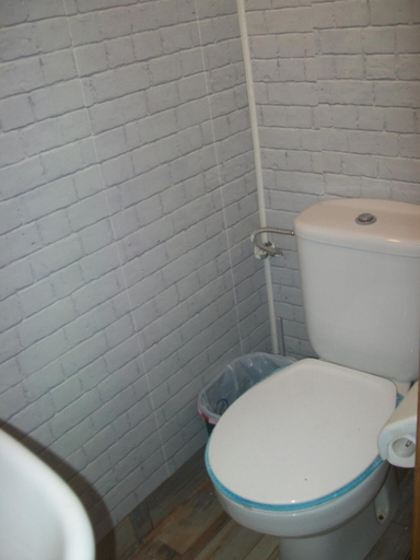 Bathroom 3, AGARRE URDAIBAI, Vizcaya