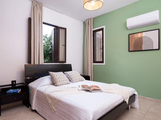 Others 3, Cute & Cozy Mazotos 1bed Getaway, Larnaca