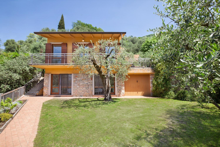 Villa Carducci, Verona