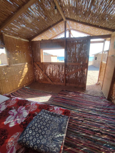 Others 5, Makany Makanak Camp, Sant Katrin