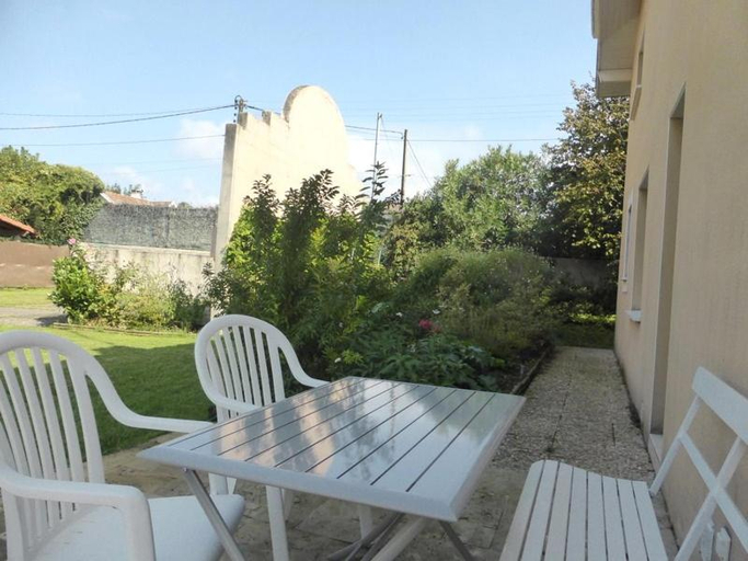Others 4, Villa Orion, Landes