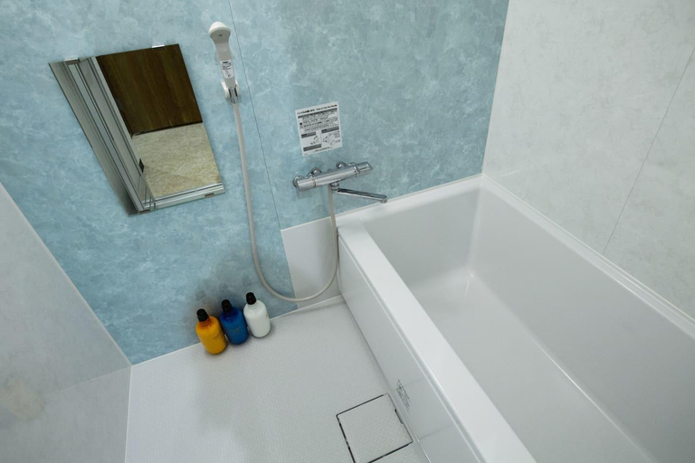 Bathroom 5, Ryokan Ichinao, Shinjuku