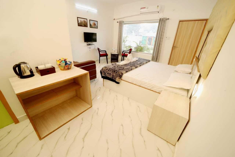Bedroom 2, Rk Villa, Kaushambi