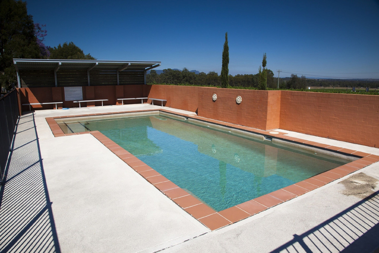 Sport & Beauty 2, Adina Vineyard, Cessnock