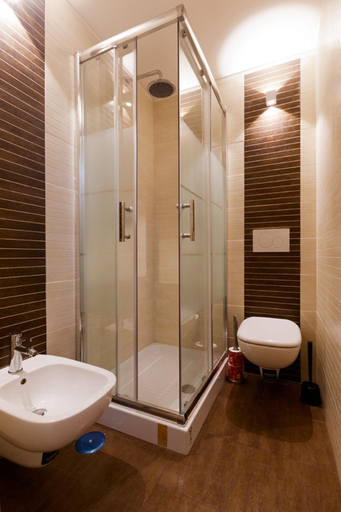 Bathroom 3, Residenza Cernaia, Rome