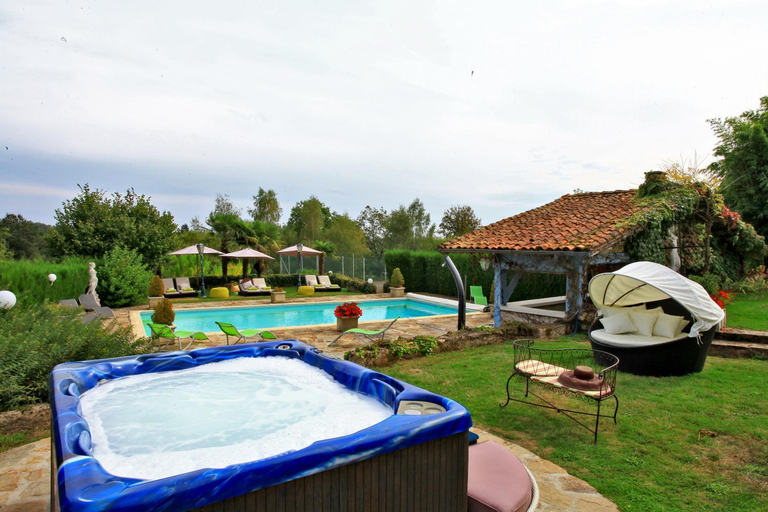 Others 5, Logis Hotel Hostellerie Saint-Jacques, Dordogne