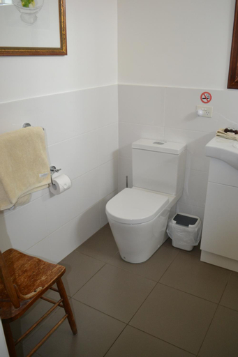 Bathroom 5
