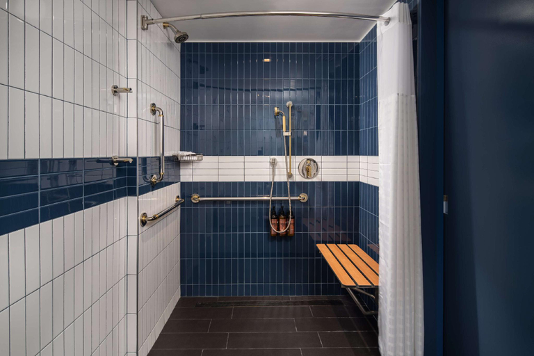 Bathroom 16