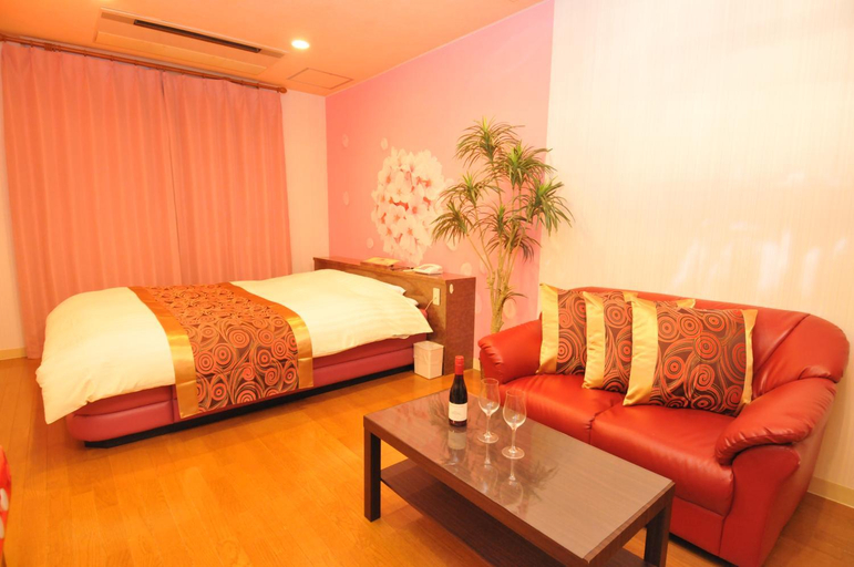 Others 5, Hotelkura, Sodegaura