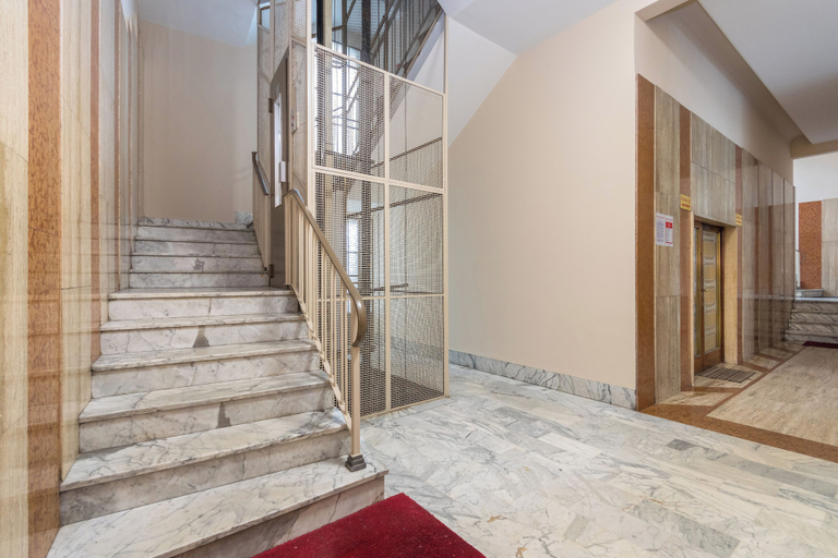 Others 5, L'Orizzonte - Appartamento con vista sulla collina by Wonderful Italy, Torino