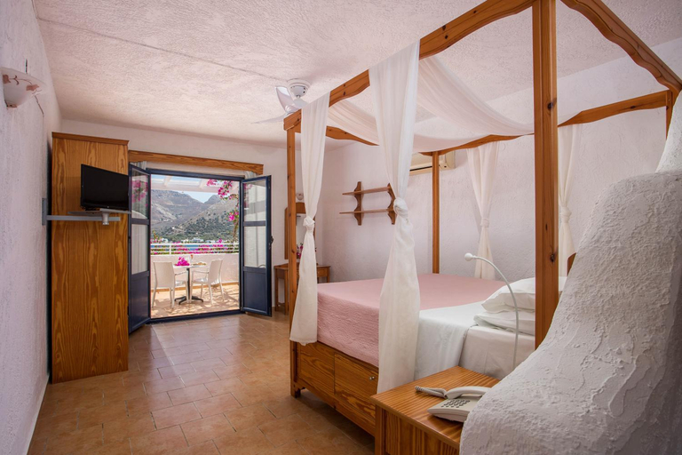 Bedroom 2, Ilidi Rock Apartments, South Aegean