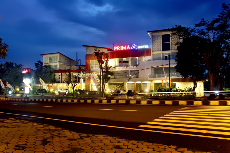 Exterior 14