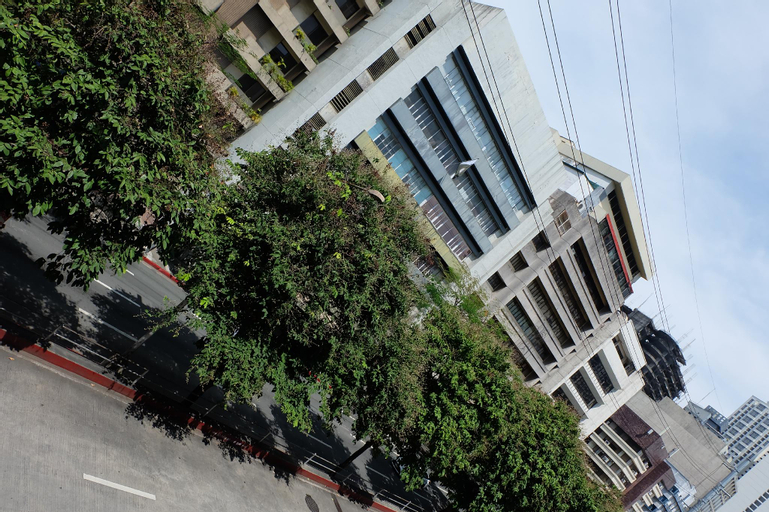 Exterior 4
