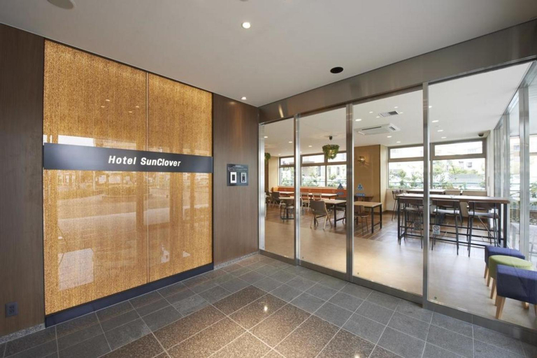 Hotel Sun Clover Koshigaya Station - Vacation STAY 55385, Koshigaya