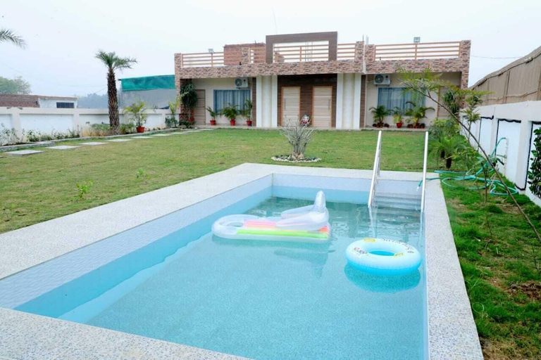 Sport & Beauty 4, Rk Villa, Kaushambi