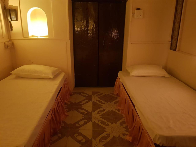Others 4, Chhoti Kothi, Kaushambi