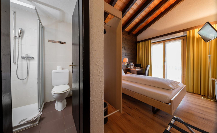 Bedroom, Relais Bayard, Leuk