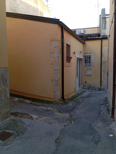 Others 4, New Aurispa, Syracuse