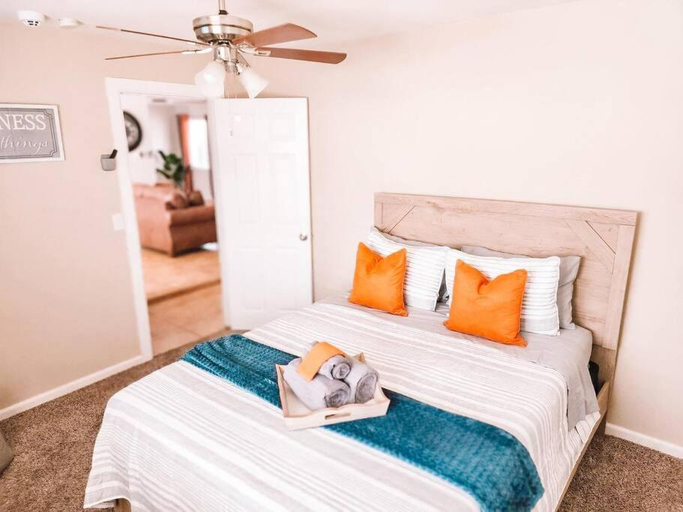 3, Glendale Pool Heat Pet Friendly, Maricopa