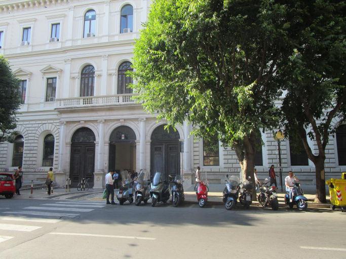 Others 5, Hotel Costa, Bari