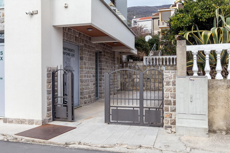 Others 2, Riva Residence