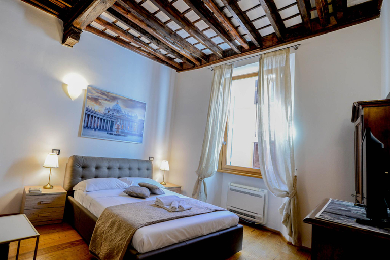 Bedroom 2, Campo De Fiori Relais, Rome