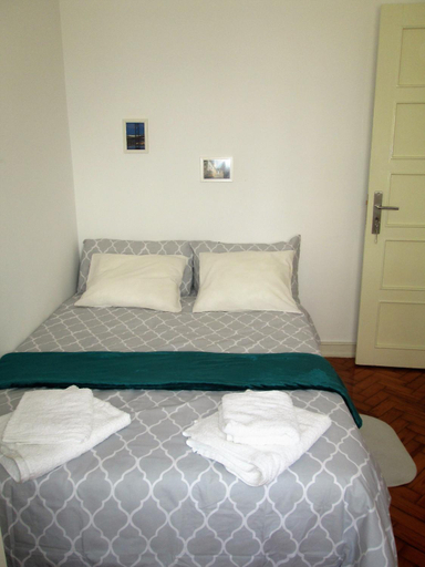 Others 3, Belem Cozy Bedroom, Lisbon