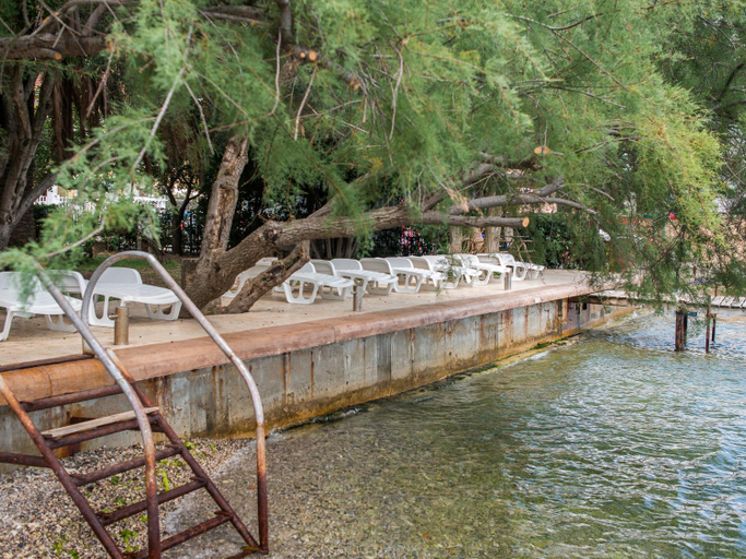 Others 5, Riva Residence