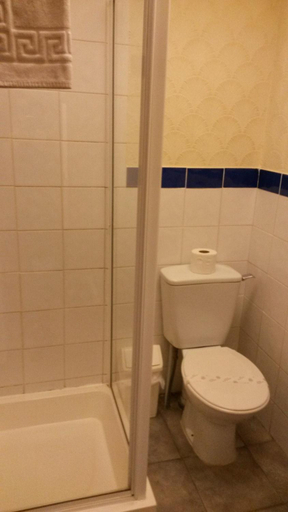 Bathroom 3, The Manuela Rose, Blackpool
