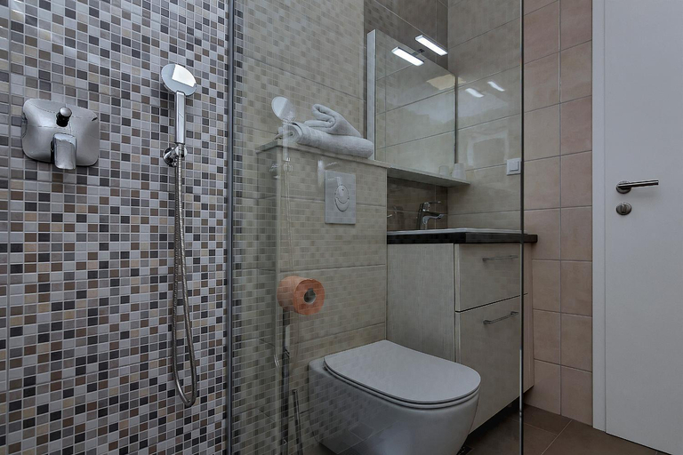 Shower, Apartments Beso, Makarska