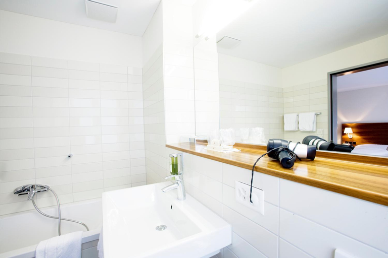Bathroom 4