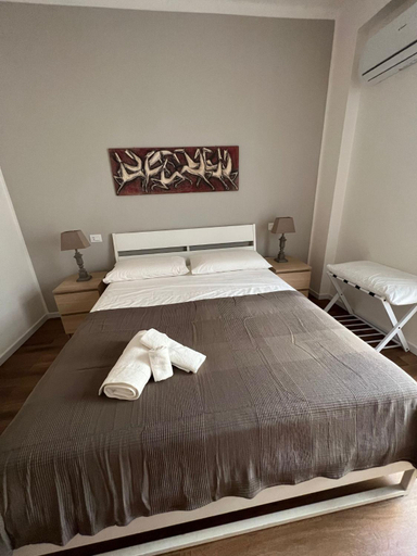 Others 4, Maria Maddalena home, Bari