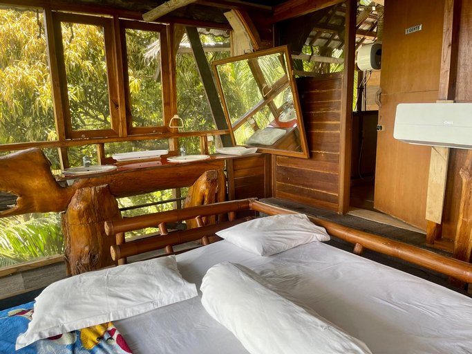 Bedroom 25