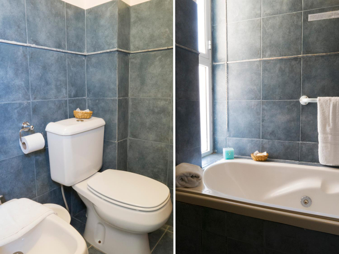 Bathroom 3, Paradiso, Villa Gesell