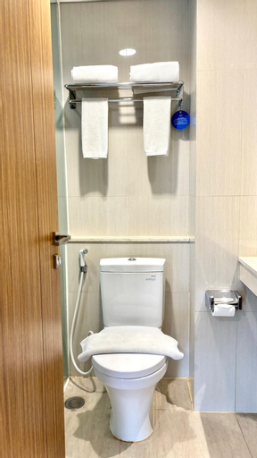 Bathroom 8
