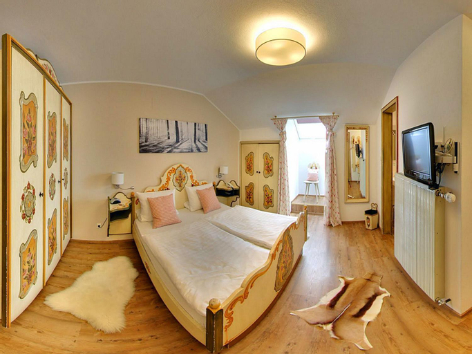 Bedroom 2, Gasthof Alter Wirt, Rosenheim