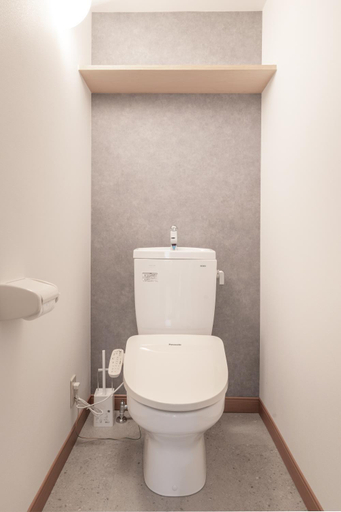 Bathroom 3, A Marvelous Blend of Tradition and Modernity, Independent 1st-floor Suite, Accommodates Up to 10 Gue, Shinjuku