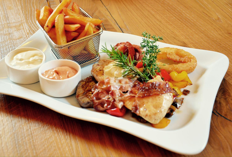Food & Drinks 5, Der Dolomitenhof - Tristach, Lienz