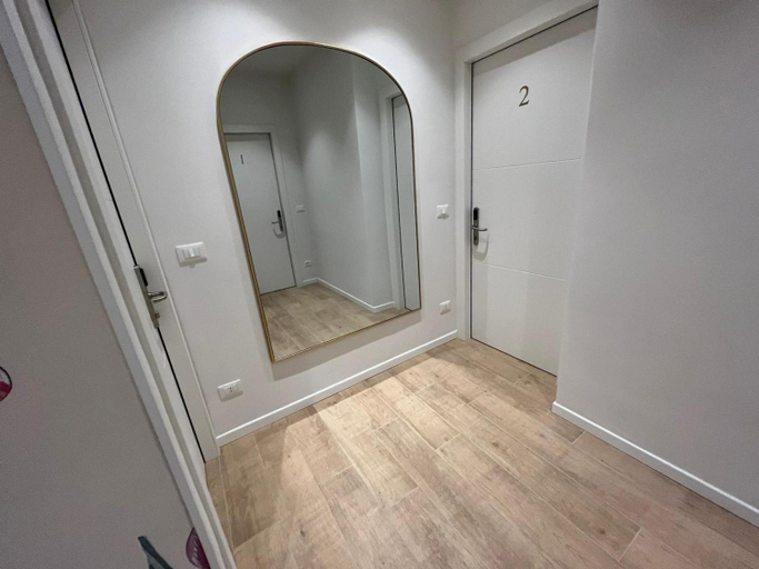 Others 2, Calari Rooms - Affittacamere, Bologna