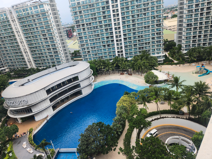 Azure Staycation by AMRS Near Airport, Parañaque